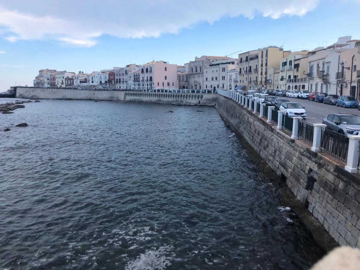 “AliçeA” apartment in Siracusa Syracuse Exterior foto